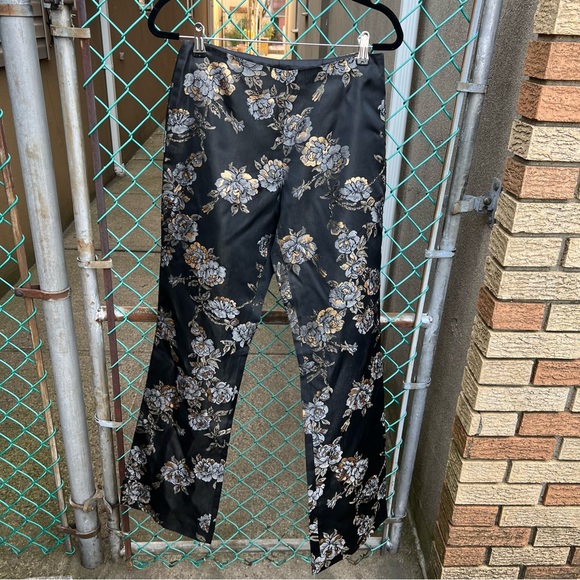 Cache Embellished Metallic Brocade Floral Pants 4 - Picture 9 of 15